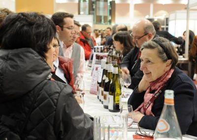 Madame Brisson au salon des vins de Quebec